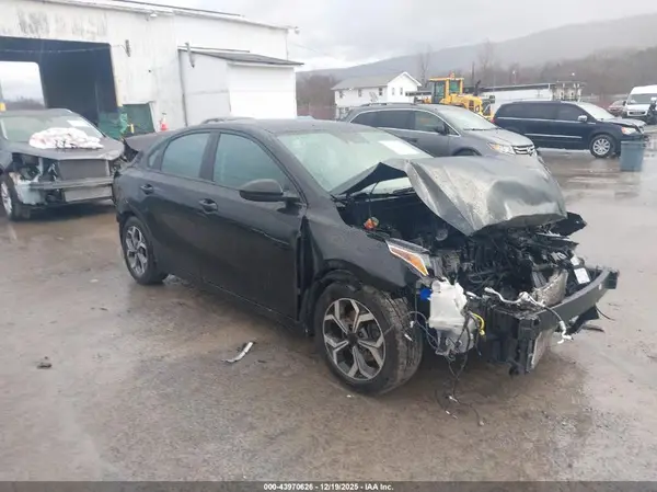 3KPF24AD1ME384879 2021 KIA FORTE - Image 1