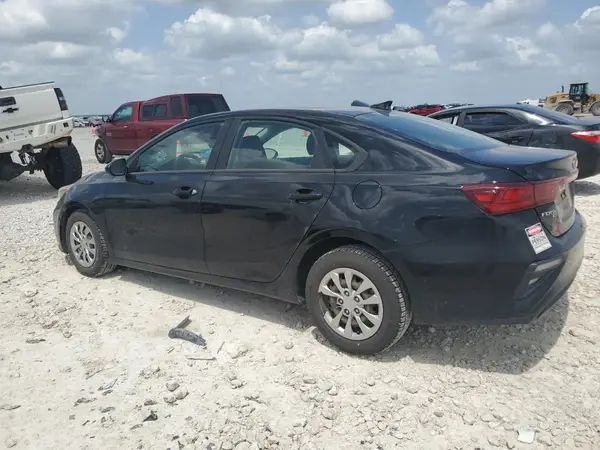 3KPF24AD1ME388155 2021 KIA FORTE - Image 2