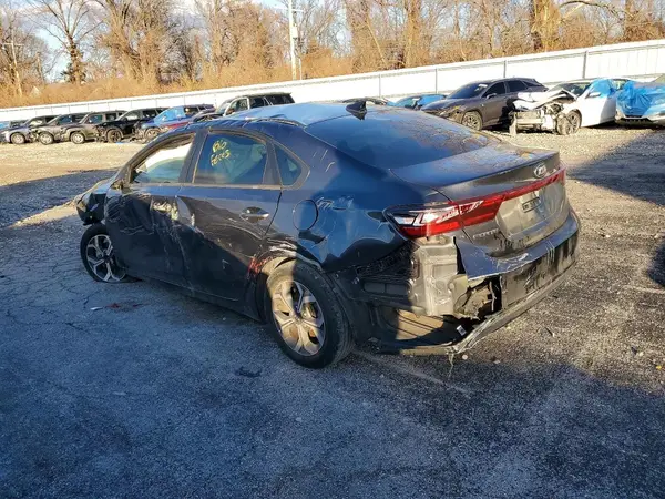 3KPF24AD1ME388544 2021 KIA FORTE - Image 2