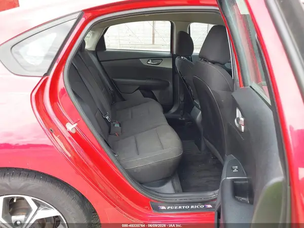 3KPF24AD1ME390178 2021 KIA FORTE - Image 8