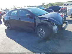 3KPF24AD1ME390407 2021 KIA FORTE
