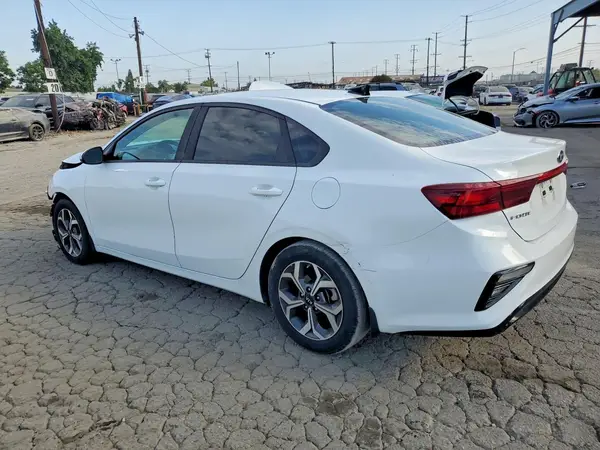 3KPF24AD1ME391220 2021 KIA FORTE - Image 2