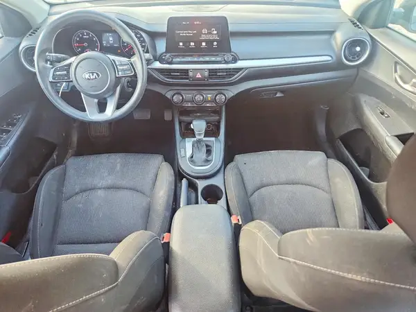 3KPF24AD1ME394117 2021 KIA FORTE - Image 8