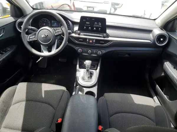 3KPF24AD1ME395008 2021 KIA FORTE - Image 8