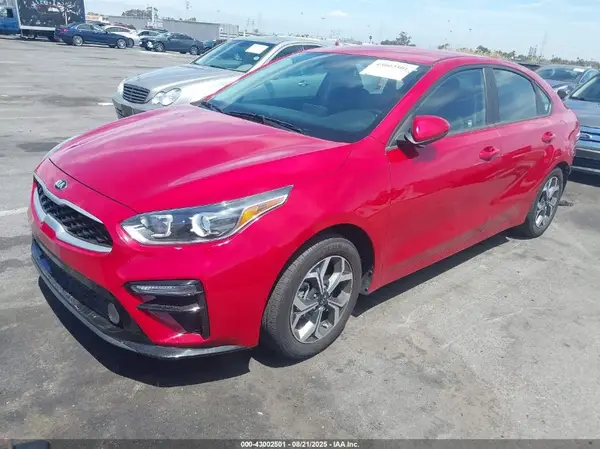 3KPF24AD1ME401311 2021 KIA FORTE - Image 2