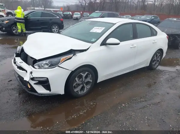 3KPF24AD1ME402023 2021 KIA FORTE - Image 2