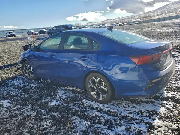 3KPF24AD1ME404399 2021 KIA FORTE - Image 2