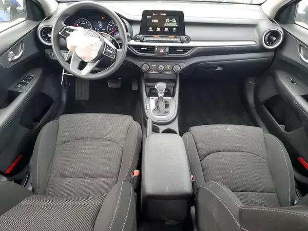3KPF24AD1ME408274 2021 KIA FORTE - Image 8