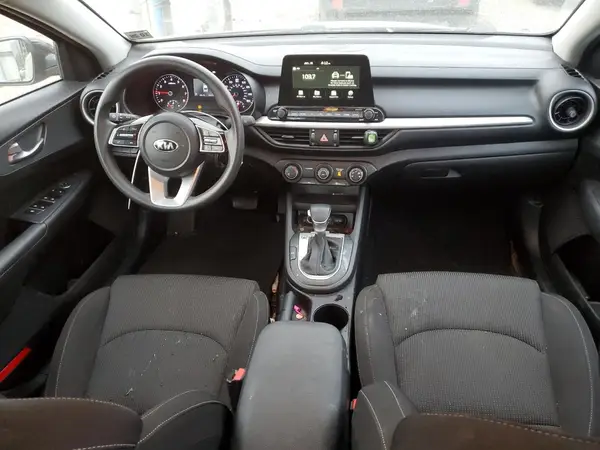 3KPF24AD1ME409344 2021 KIA FORTE - Image 8