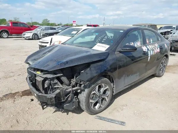 3KPF24AD1ME410123 2021 KIA FORTE - Image 2