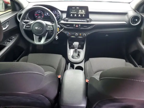 3KPF24AD1ME410638 2021 KIA FORTE - Image 8