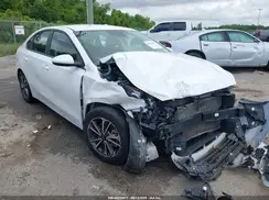 3KPF24AD1NE418045 2022 KIA FORTE