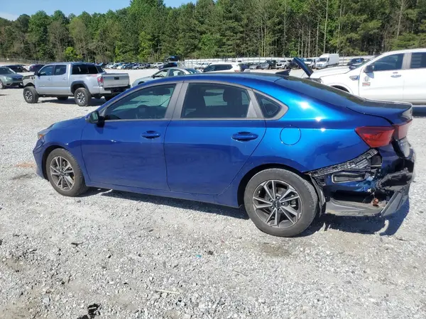 3KPF24AD1NE418952 2022 KIA FORTE - Image 2