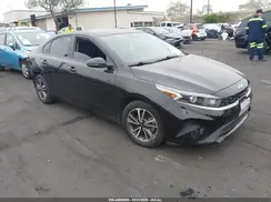 3KPF24AD1NE421642 2022 KIA FORTE