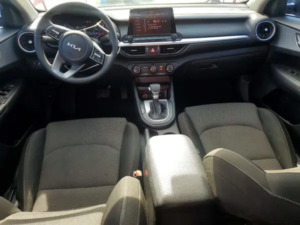 3KPF24AD1NE424914 2022 KIA FORTE - Image 8