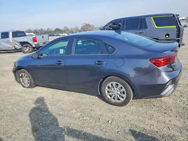 3KPF24AD1NE425836 2022 KIA FORTE - Image 2