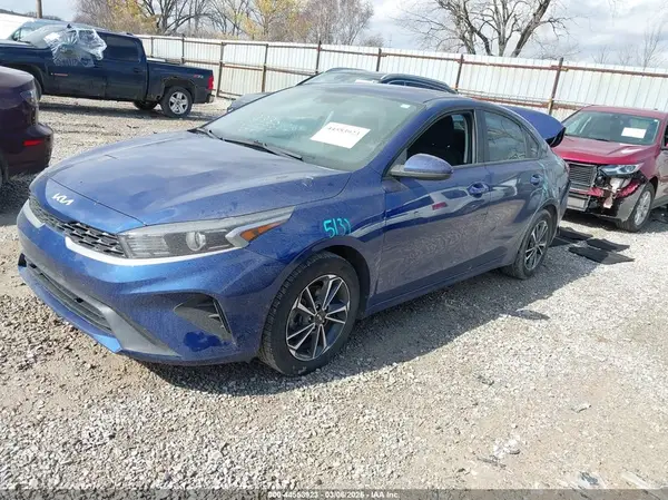 3KPF24AD1NE427327 2022 KIA FORTE - Image 2