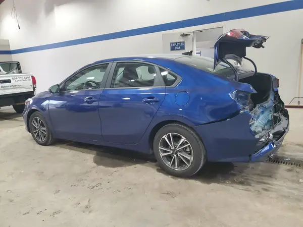 3KPF24AD1NE428820 2022 KIA FORTE - Image 2
