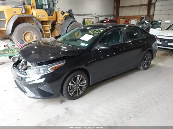 3KPF24AD1NE429370 2022 KIA FORTE - Image 2