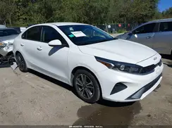 3KPF24AD1NE433273 2022 KIA FORTE
