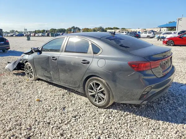 3KPF24AD1NE434293 2022 KIA FORTE - Image 2