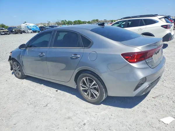 3KPF24AD1NE435055 2022 KIA FORTE - Image 2