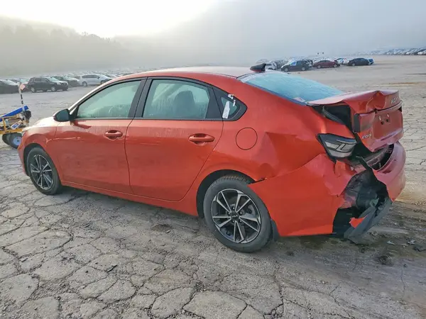 3KPF24AD1NE436951 2022 KIA FORTE - Image 2