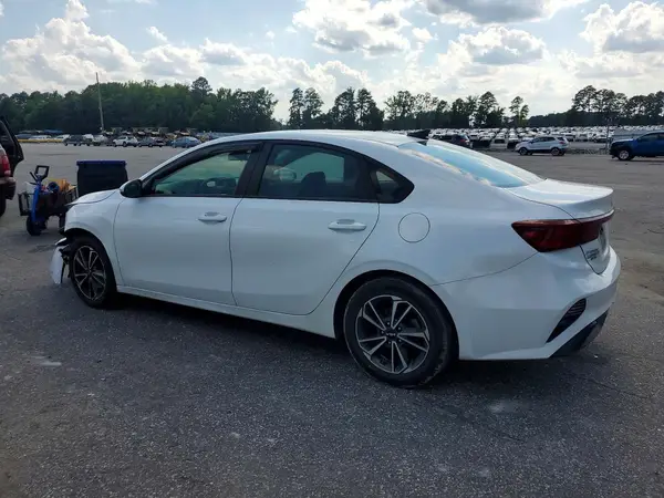 3KPF24AD1NE437517 2022 KIA FORTE - Image 2