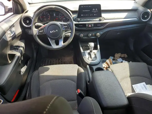 3KPF24AD1NE437517 2022 KIA FORTE - Image 8