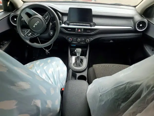 3KPF24AD1NE437579 2022 KIA FORTE - Image 8