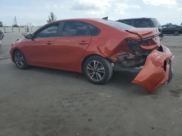 3KPF24AD1NE438439 2022 KIA FORTE - Image 2
