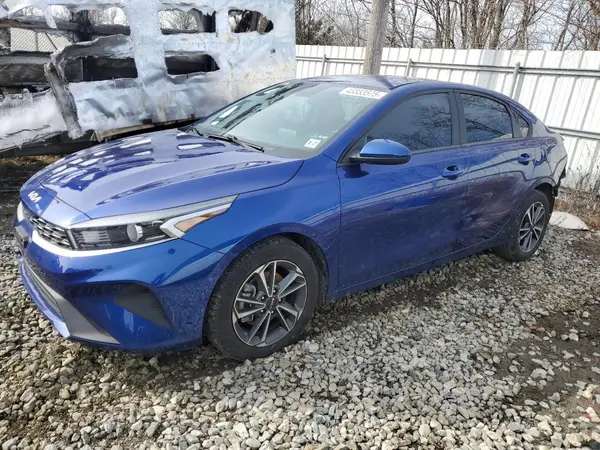3KPF24AD1NE445228 2022 KIA FORTE - Image 1