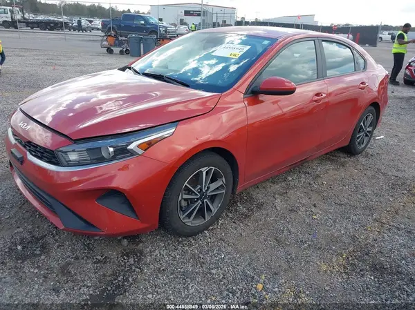 3KPF24AD1NE446198 2022 KIA FORTE - Image 2