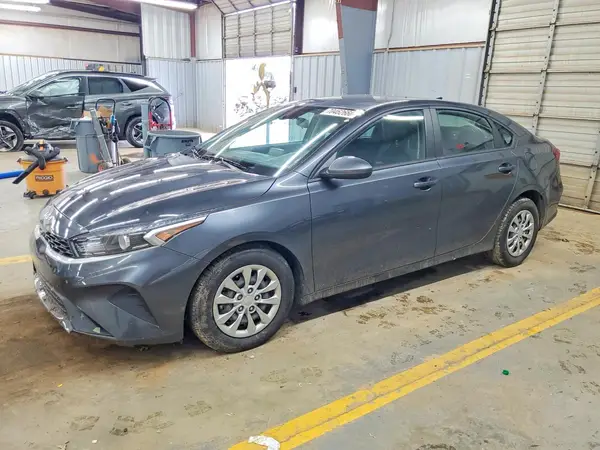 3KPF24AD1NE452096 2022 KIA FORTE - Image 1