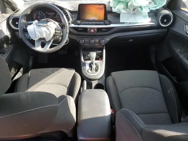3KPF24AD1NE452132 2022 KIA FORTE - Image 8
