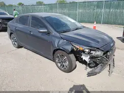 3KPF24AD1NE452650 2022 KIA FORTE