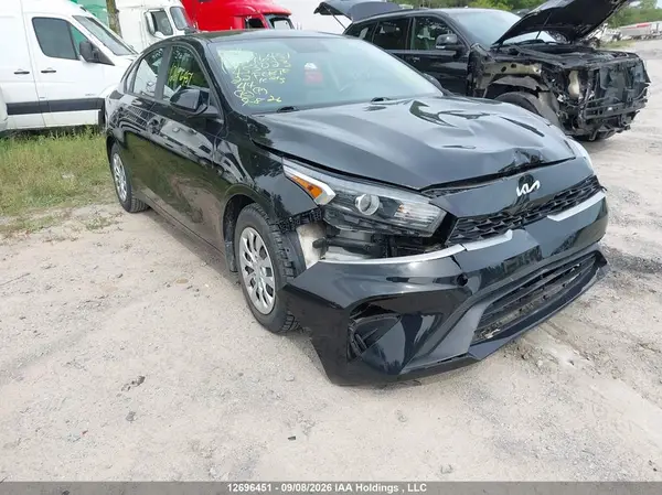 3KPF24AD1NE453023 2022 KIA FORTE - Image 1