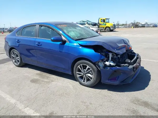 3KPF24AD1NE454494 2022 KIA FORTE - Image 1