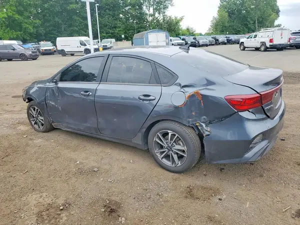3KPF24AD1NE454608 2022 KIA FORTE - Image 2