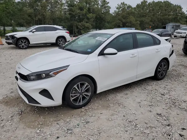 3KPF24AD1NE456424 2022 KIA FORTE - Image 1