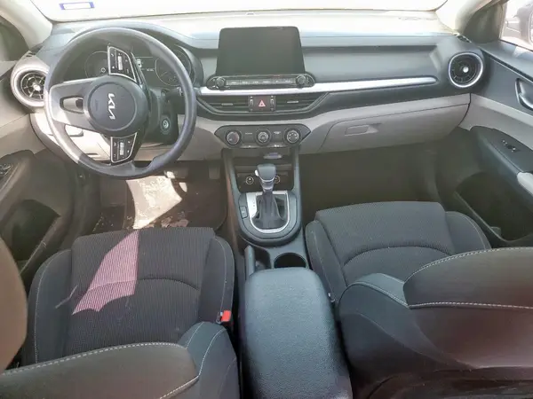 3KPF24AD1NE458500 2022 KIA FORTE - Image 8