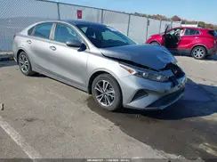 3KPF24AD1NE461364 2022 KIA FORTE