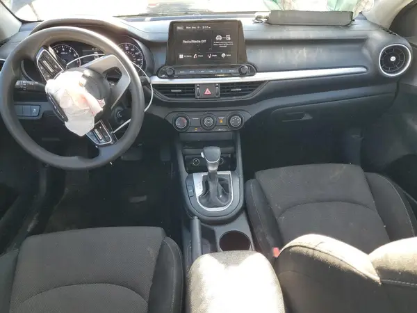 3KPF24AD1NE461638 2022 KIA FORTE - Image 8