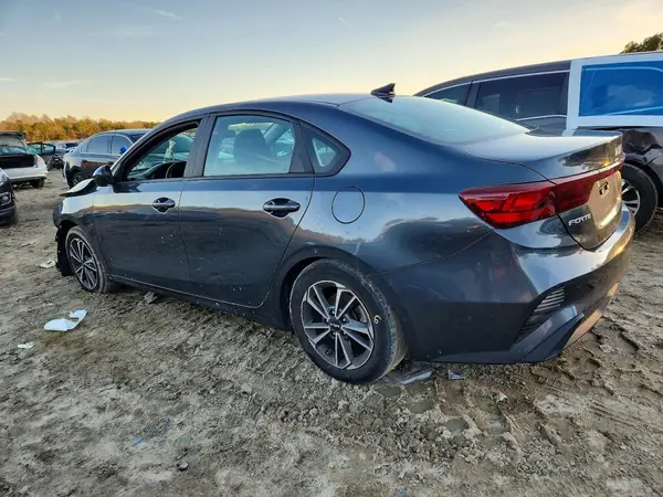 3KPF24AD1NE462160 2022 KIA FORTE - Image 2