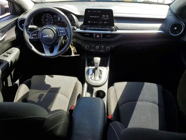 3KPF24AD1NE463194 2022 KIA FORTE - Image 8