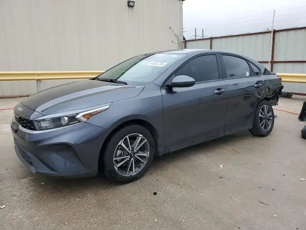 3KPF24AD1NE463437 2022 KIA FORTE - Image 1
