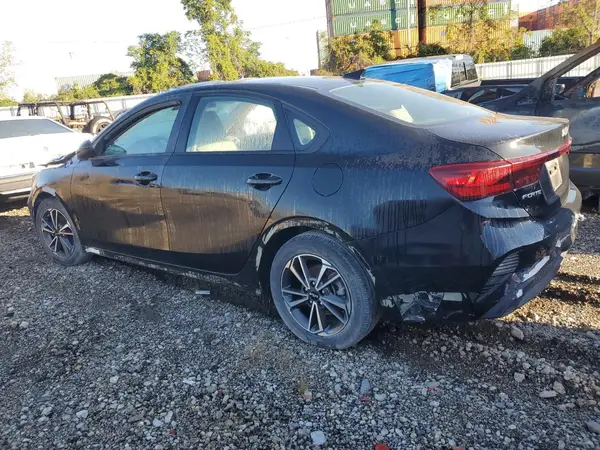 3KPF24AD1NE467472 2022 KIA FORTE - Image 2