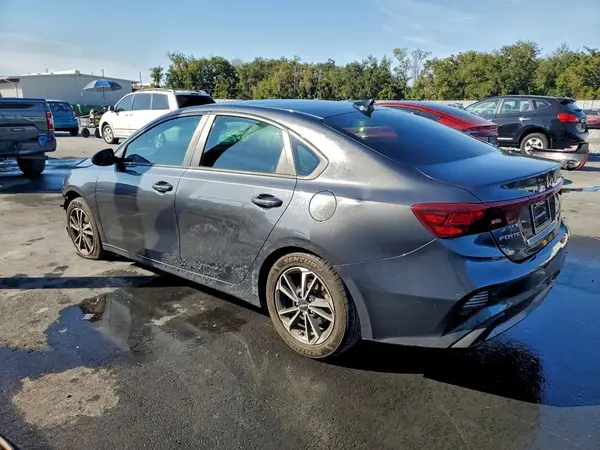 3KPF24AD1NE474177 2022 KIA FORTE - Image 2