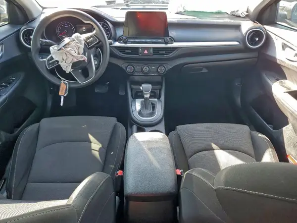 3KPF24AD1NE474177 2022 KIA FORTE - Image 8