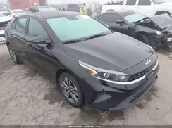3KPF24AD1NE475586 2022 KIA FORTE